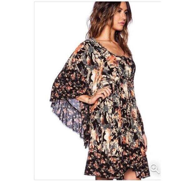 Free People Mini Dress Sz XS Heart Of Gold Dark Floral Boho Bell Sleeve Fairy - Picture 5 of 16